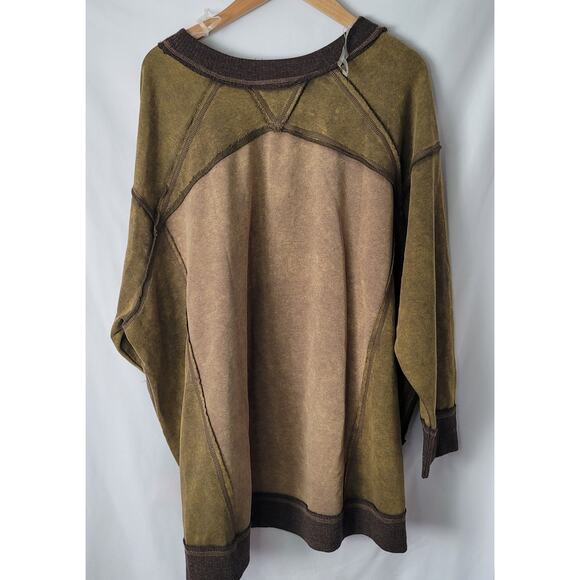Oli & Hali- Women's Boutique boho oversized sweatshirt- size Medium - Picture 3 of 6